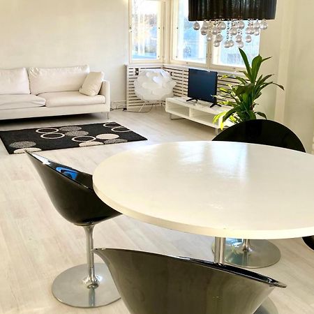 Beautiful Home In The Middle Of Helsinki Area Helsínquia Exterior foto
